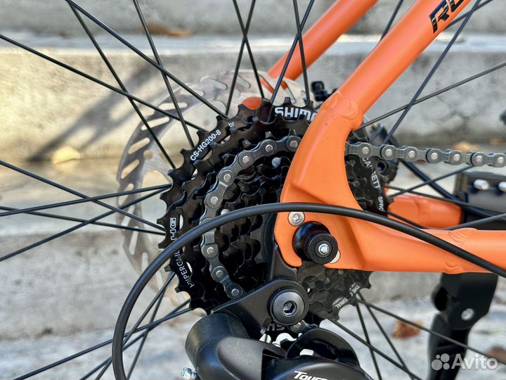 Велосипед новый взрослый/алюминий/8 скоростей