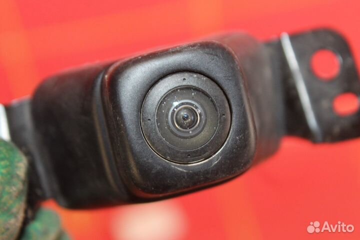 Камера переднего вида Toyota RAV4