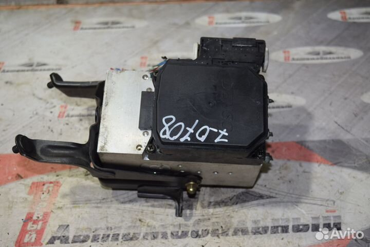 Блок ABS c Toyota Crown JZS171 1JZ-GE