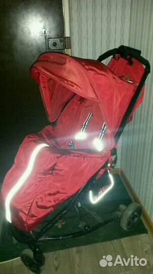 Коляска прогулочная