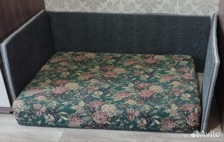 Лежанка для собачки