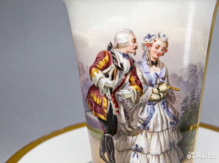 Стакан и тарелка с галантной сценой. Германия, kpм