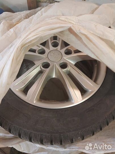 Bridgestone Ice Cruiser 7000 195/65 R15