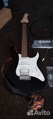 Японская гитара Yamaha Pacifica 012BL объявление продам