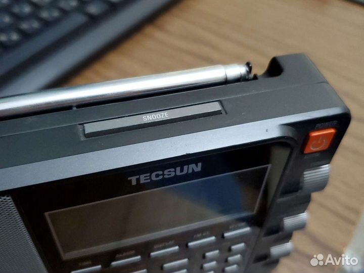 Tecsun pl 880
