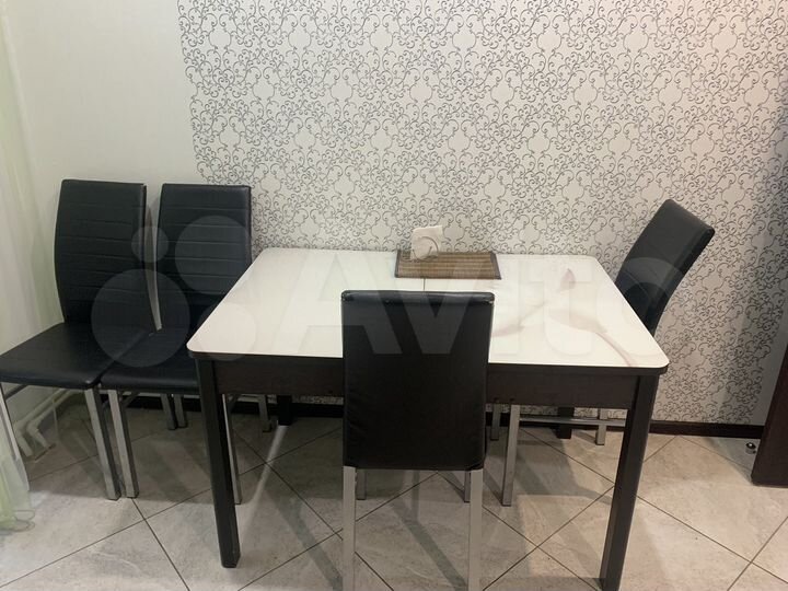 1-к. квартира, 42 м², 2/9 эт.