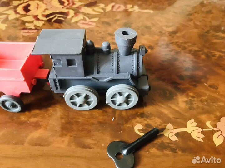Новые механические игрушки Поезд СССР