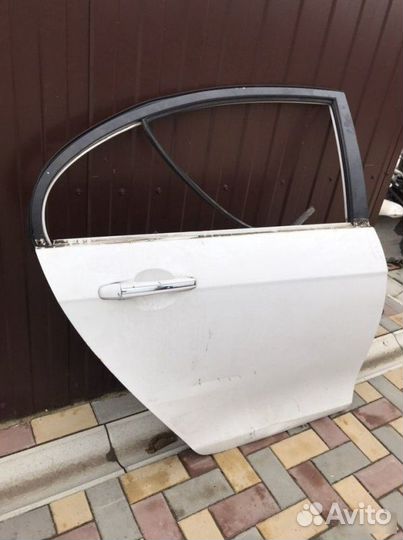 Дверь задняя правая Geely Emgrand Ec7 1.5