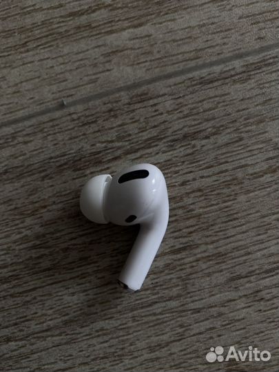 Беспроводные наушники apple airpods pro 1 правый