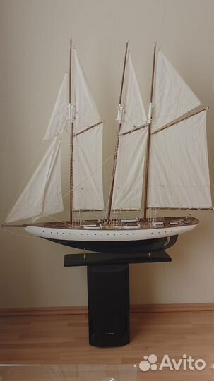 Парусная яхта atlantic (большого размера)