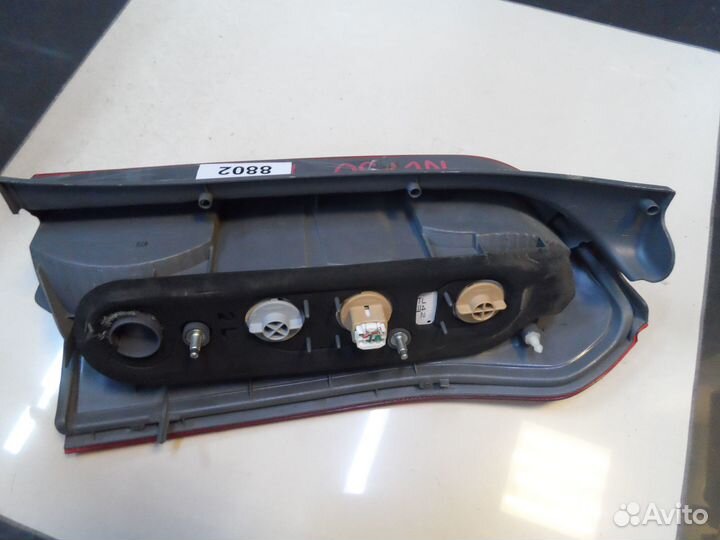 Задний фонарь левый Toyota Probox