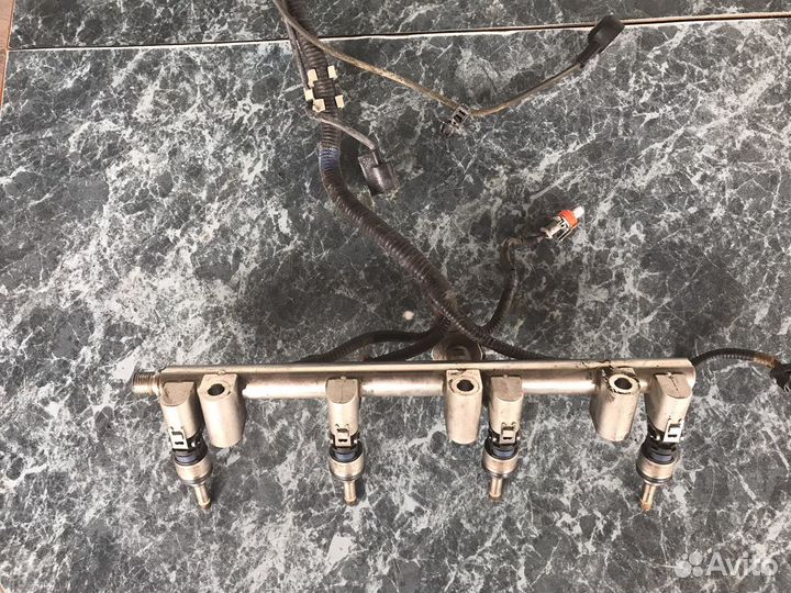 Топливная форсунка Хундай соната 6 YE