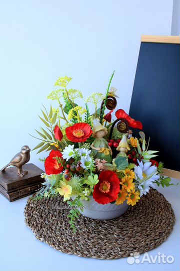 Букеты из искусственных цветов в наличии