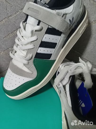 Новые кроссовки Adidas 43 р