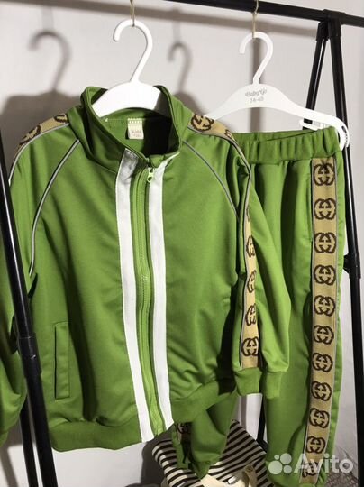 Спортивный костюм