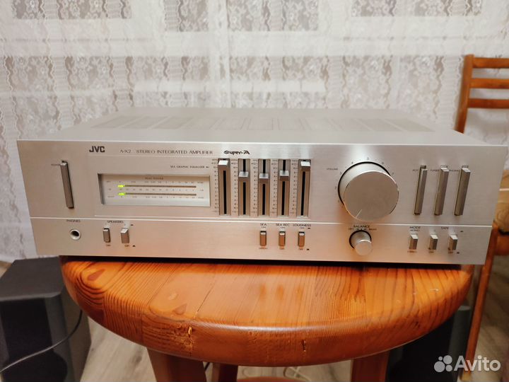 Усилители JVC A-X2 и Technics SU-V300