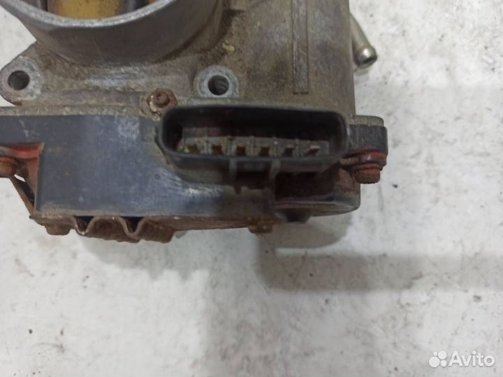 Дроссельная заслонка 1450A101