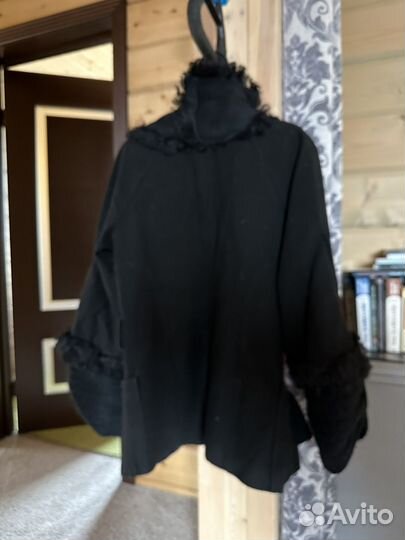 Пальто теплое 44