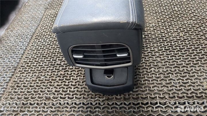 Консоль салона Lincoln MKZ, 2016