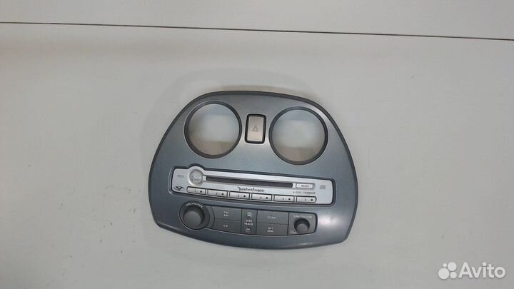 Панель управления магнитолой Mitsubishi Eclipse, 2