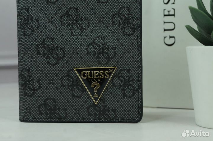 Обложка на паспорт Guess серая монограмма