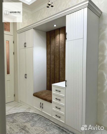 Шкаф распашной с фрезерованными фасадами