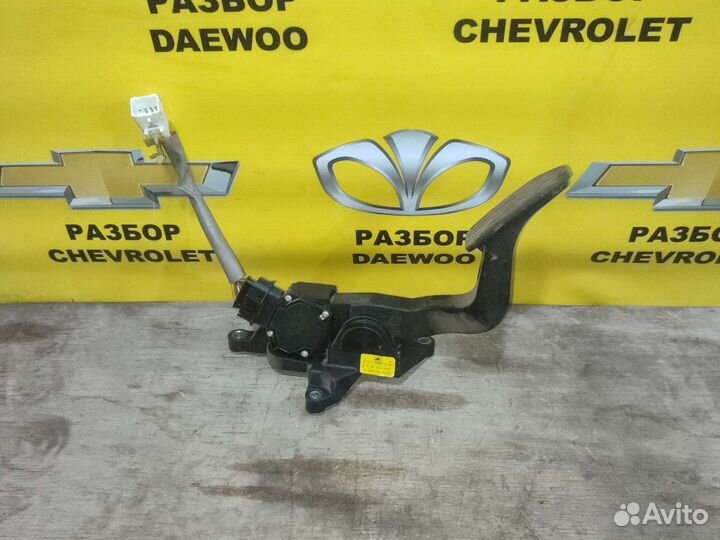 Педаль газа Шевроле авео