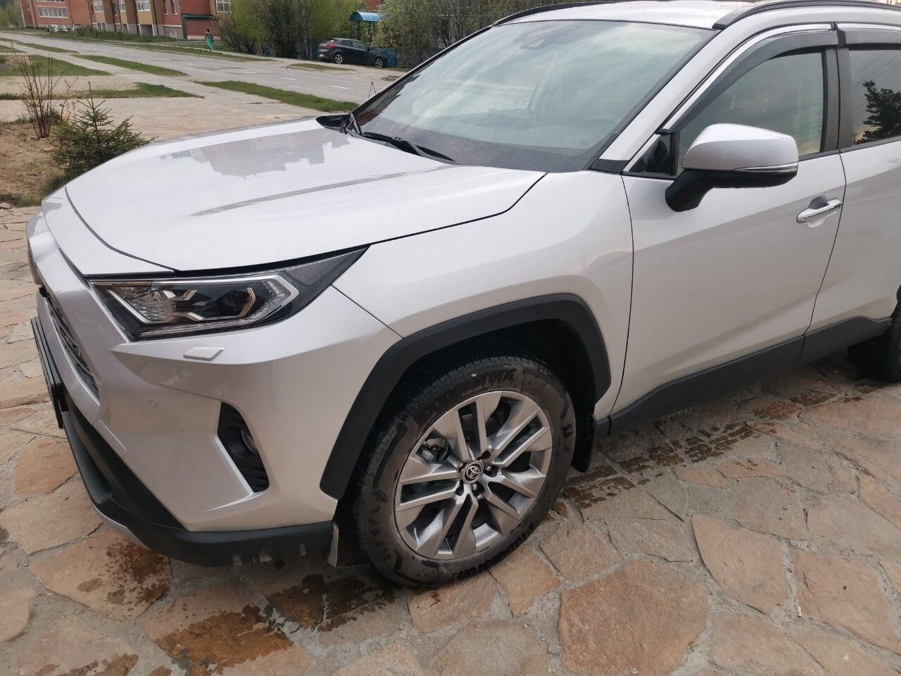 Toyota RAV4: фото владельца