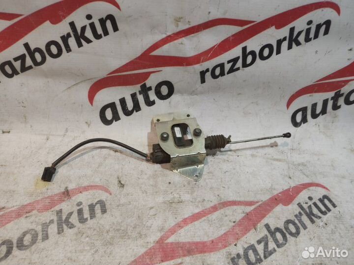 Активатор замка двери багажника Лада Приора