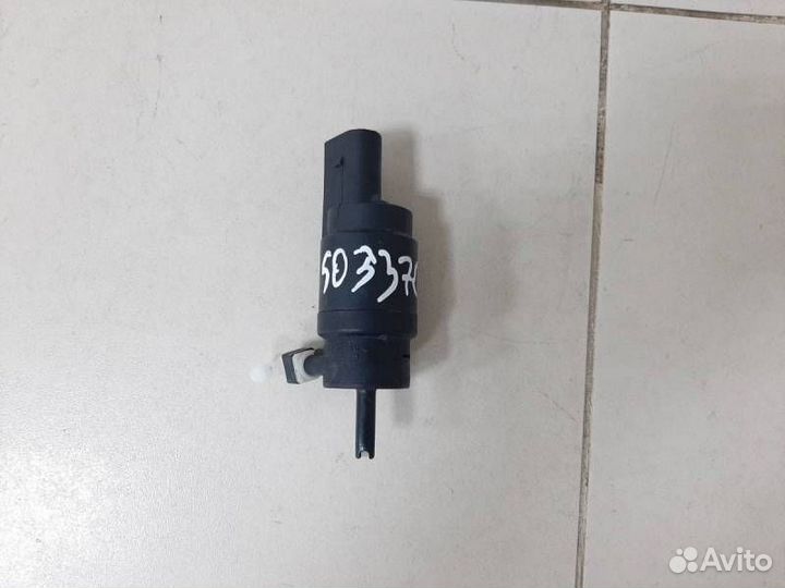 Насос омывателя Volkswagen Jetta 5K 2011