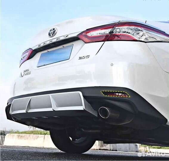 Toyota Camry 70 Диффузор заднего бампера S8EF2