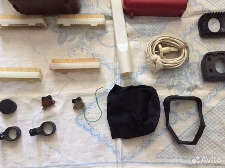 Запчасти на пылесос шмель-4