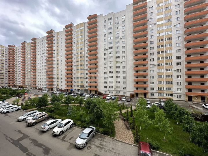 2-к. квартира, 58,4 м², 4/16 эт.