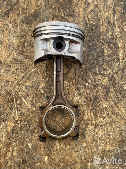 Шатун mitsubishi carisma