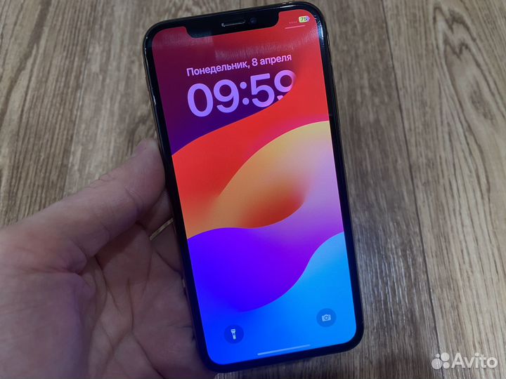 iPhone Xs, 64 ГБ