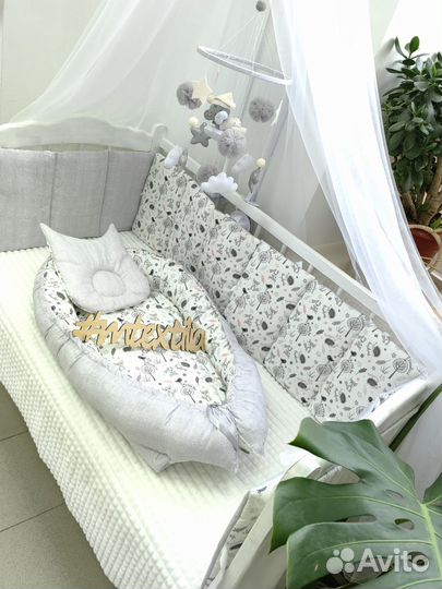 Бортики в кроватку полный комплект