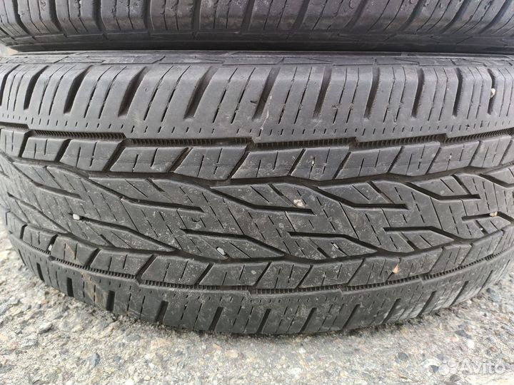 Continental ContiCrossContact LX2 215/60 R17 96H