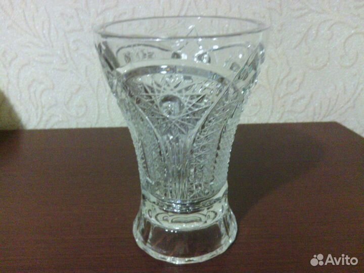 Ваза хрустальная