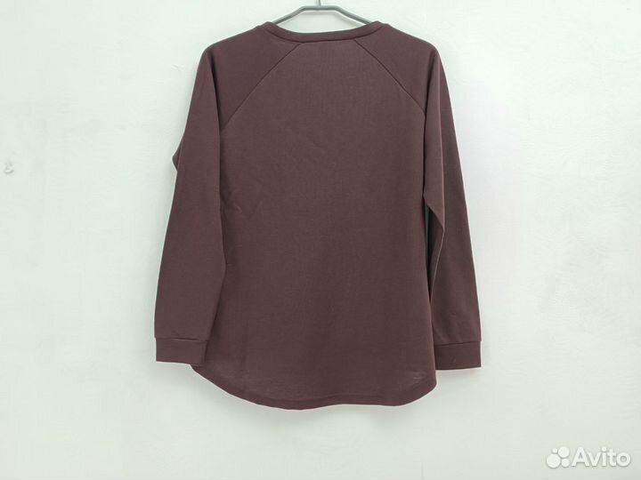 Джемпер с пайетками 46 размер