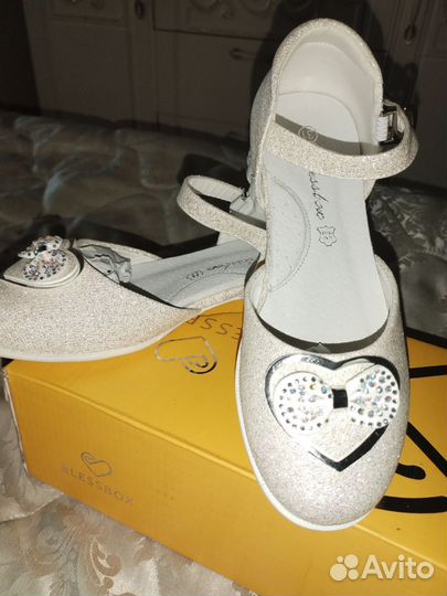 Продам туфли