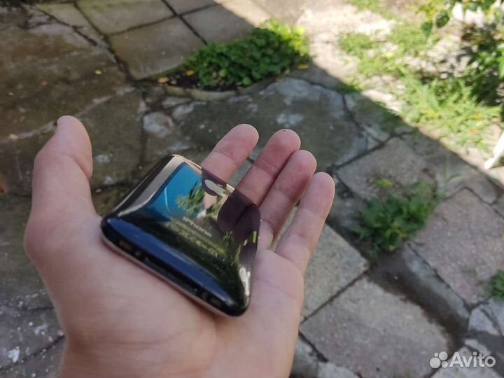 iPhone 3GS, 8 ГБ