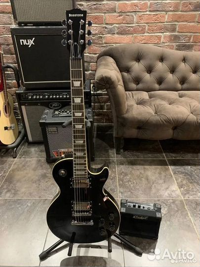 Электрогитара Les Paul Black + Комбоусилитель