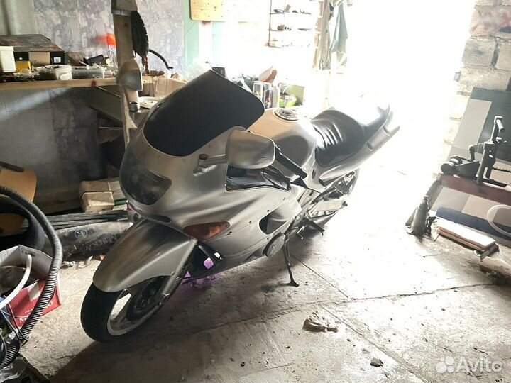 Kawasaki zzr 400-2