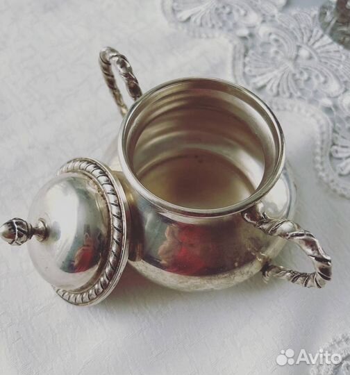 Сахарница из серебра