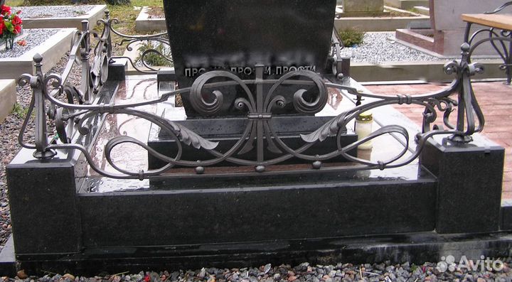 Оградки на могилу