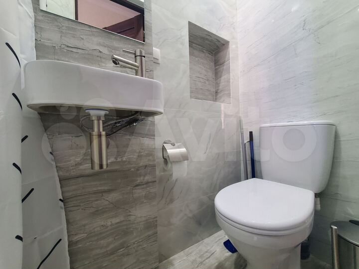 2-к. квартира, 38 м², 3/3 эт.