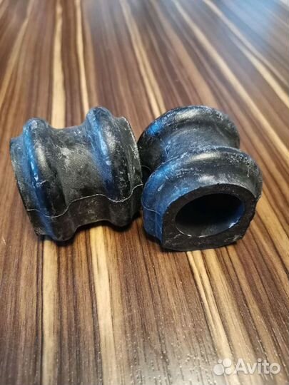 Втулка стабилизатора переднего