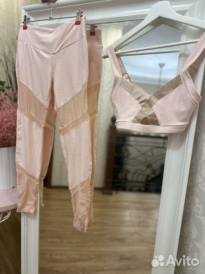 Спортивный комплект розовый размер М