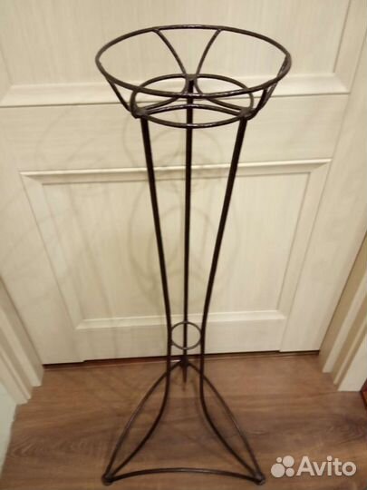 Подставки для цветов напольные