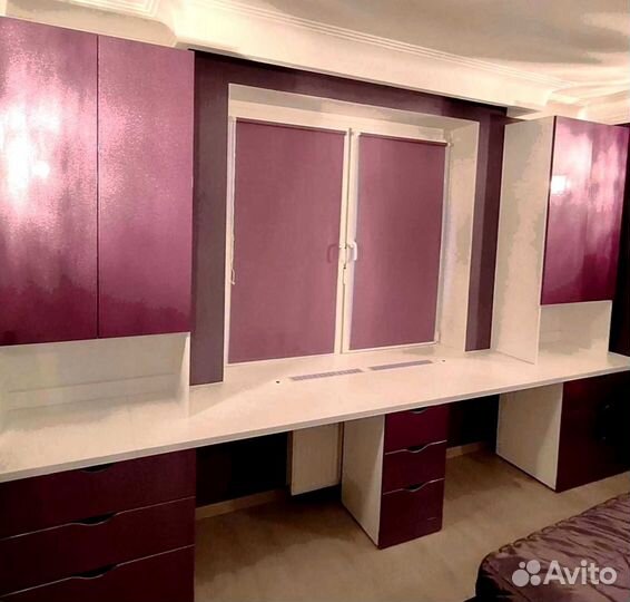 Рабочая зона у окна